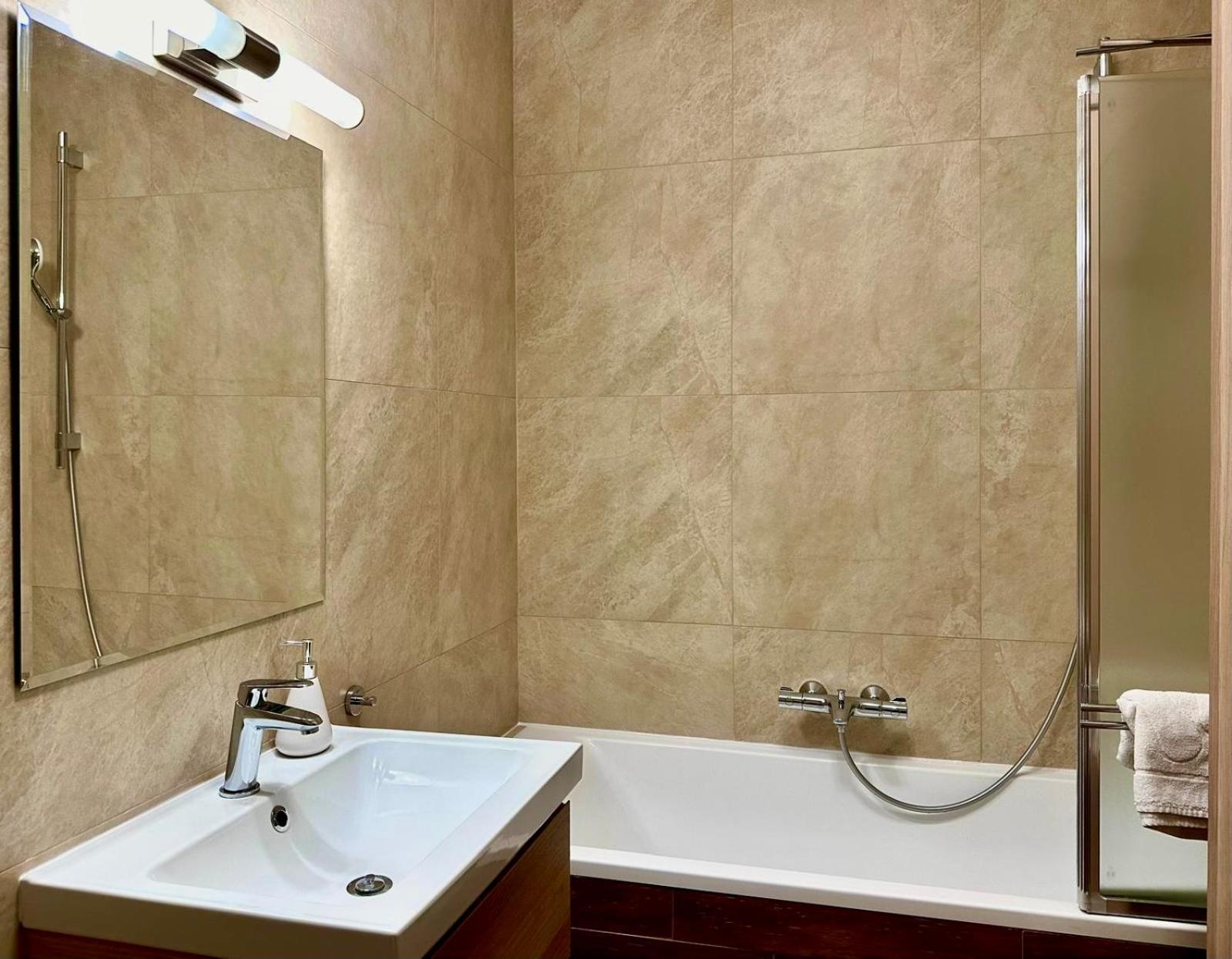 Apartament Caroline Q4Apartments Gdansk Dış mekan fotoğraf
